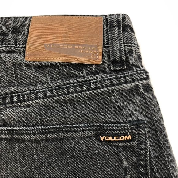 Volcom, Solver Modern Straight Jeans, Size 30 - Picture 9 of 14